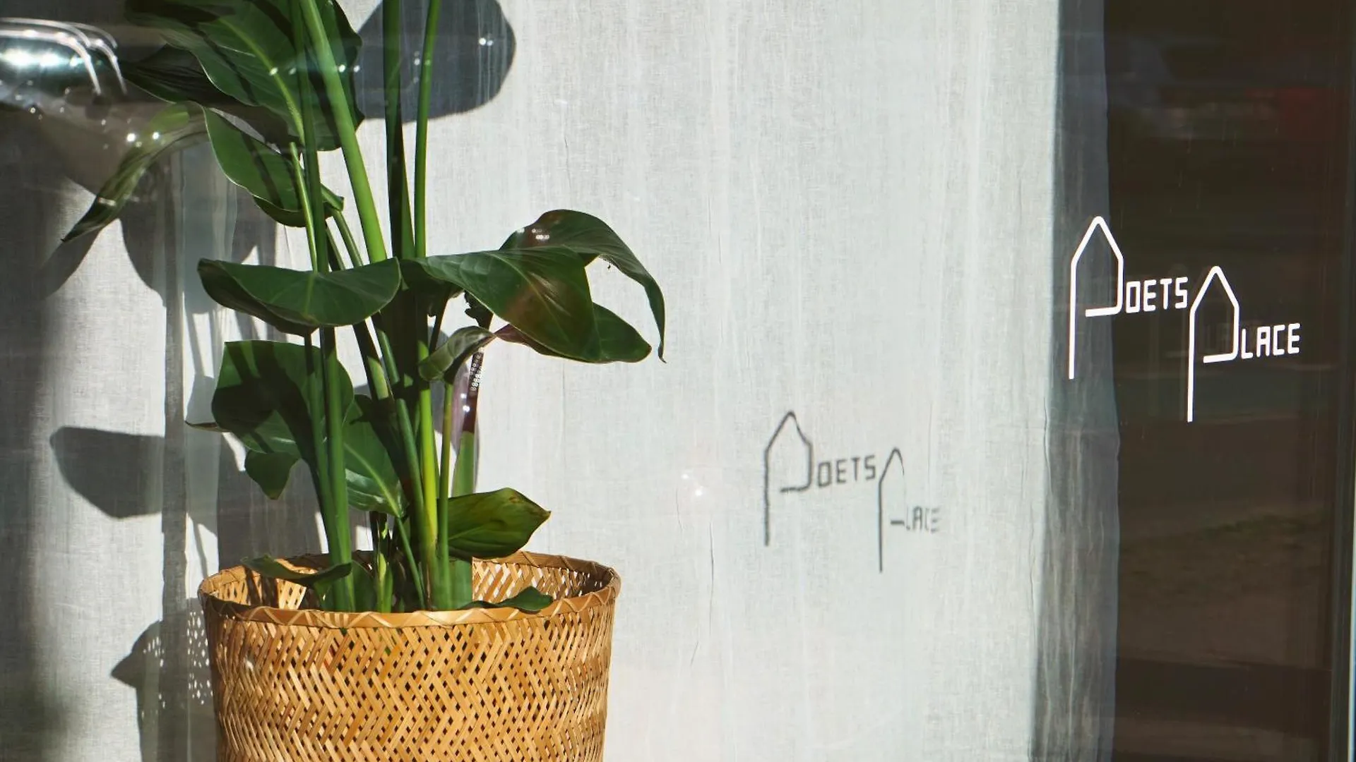 Poets Place Design Apartment In Kreuzberg - Space For 8 Persons Berlijn Duitsland