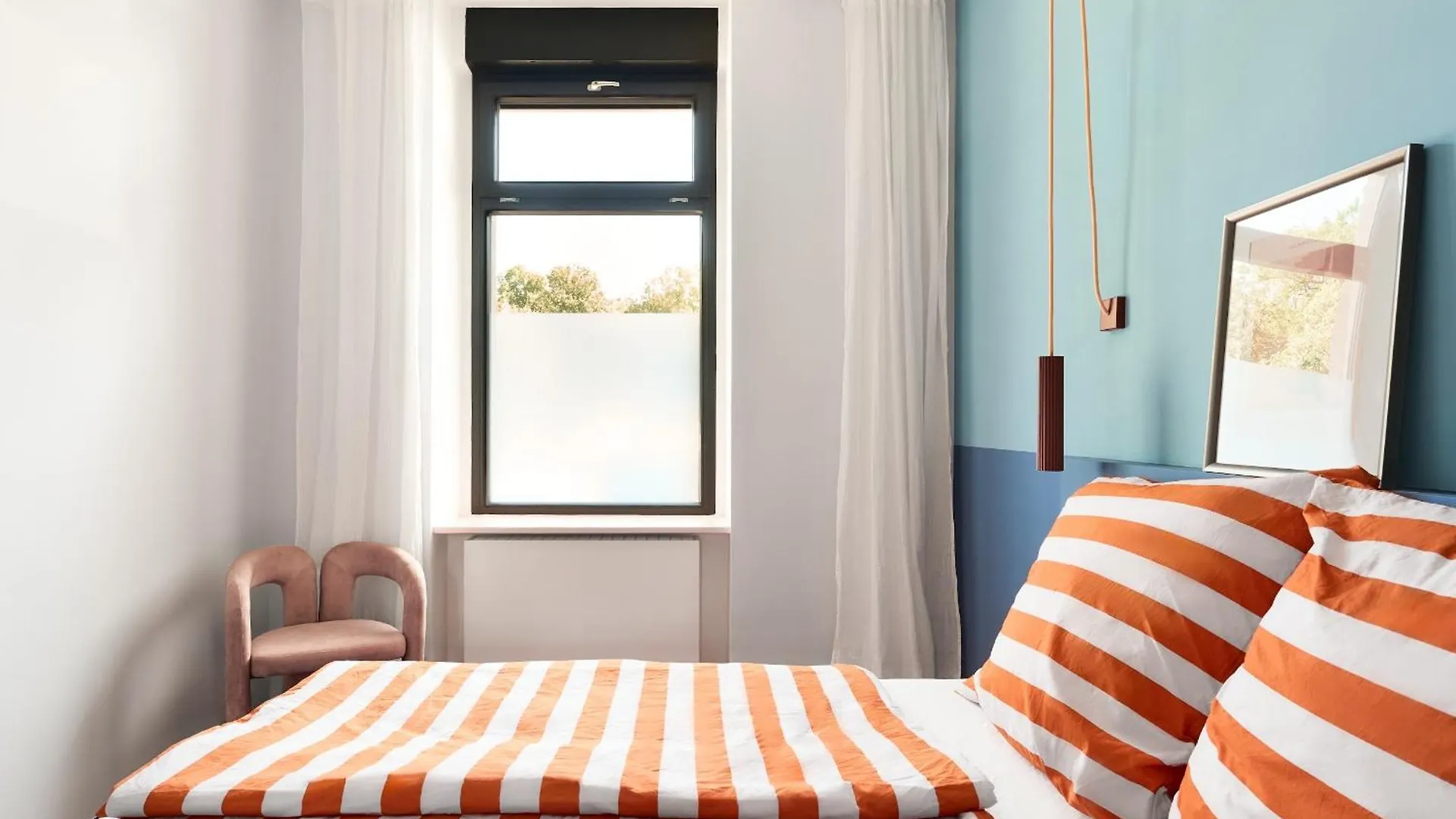 Poets Place Design Apartment In Kreuzberg - Space For 8 Persons Berlijn Duitsland